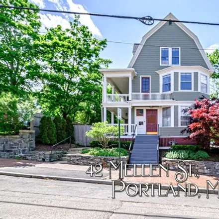 Buy this studio house on 42 Mellen St in Portland, Maine