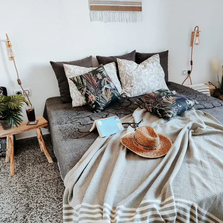 Rent this 3 bed apartment on Carrer de la Barraca in 278, 46011 Valencia
