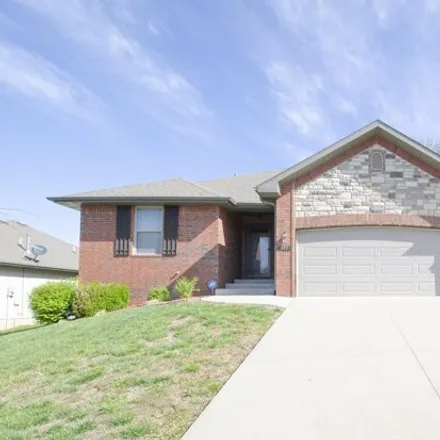 Buy this 3 bed house on 933 East Daisy Falls Drive in Nixa, MO 65714