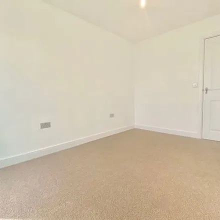 Rent this 1 bed apartment on Campus Avenue in London, RM8 2FW
