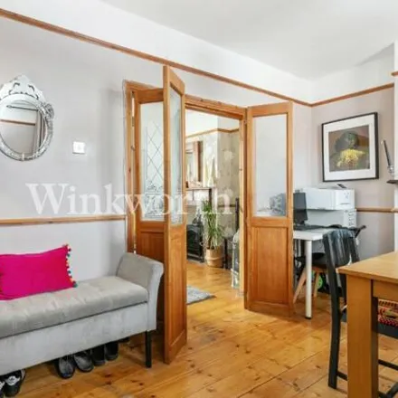 Image 5 - Pymmes Road, Bowes Park, London, N13 4RY, United Kingdom - Townhouse for sale