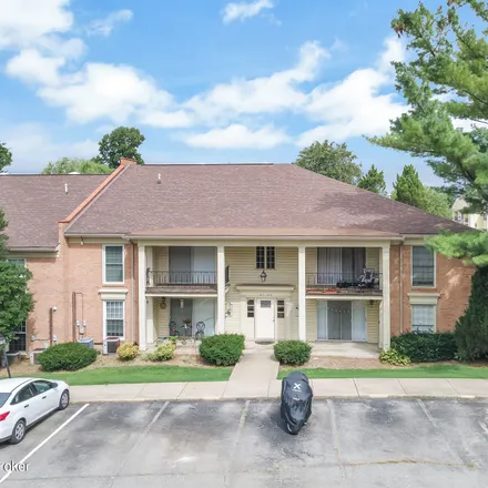 Image 4 - 816 Highwood Drive, Louisville, KY 40206, USA - Condo for sale