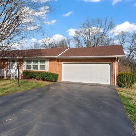 Image 3 - 1112 Glenview Way, Shawnee Estates, Bowling Green, KY 42104, USA - House for sale