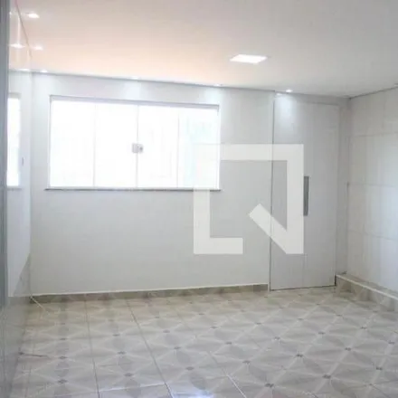 Rent this 2 bed house on Rua Afonso Cunha in Cumbica, Guarulhos - SP