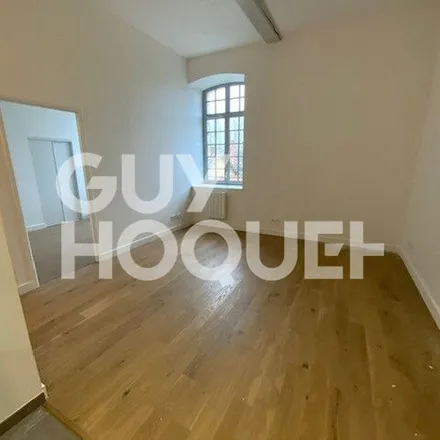 Rent this 2 bed apartment on 310 Rue d’Albergotti in 59500 Douai, France