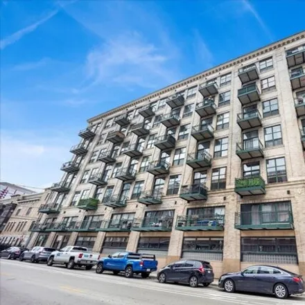 Buy this 2 bed condo on 1801 South Michigan Avenue in Chicago, IL 60616