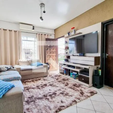 Rent this 3 bed house on Rua Augusto F Schimidt in Jardim das Indústrias, São José dos Campos - SP