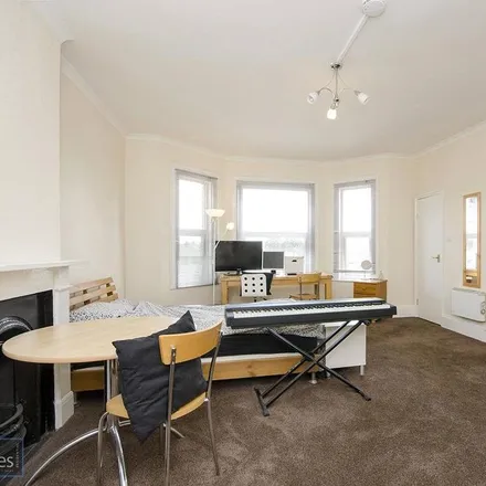 Rent this studio apartment on 62 Fellows Road in London, NW3 3LJ