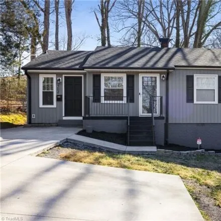Buy this 3 bed house on 504 Dellwood Avenue in Asheboro, NC 27203