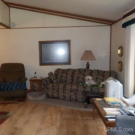 Image 2 - 309 South 4th Street, Crystal Falls, Iron County, MI 49920, USA - House for sale