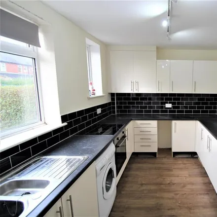 Rent this 4 bed duplex on 16 Langdale Gardens in Leeds, LS6 3HB