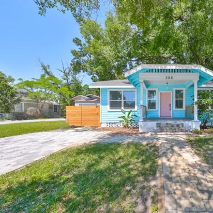Buy this 3 bed house on 405 East Hanna Avenue in Altamonte Heights, Tampa