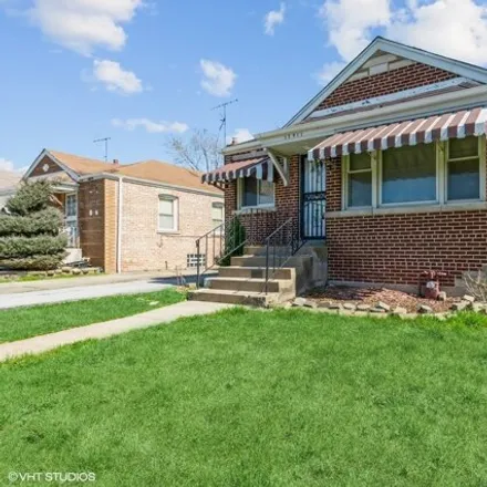 Buy this 3 bed house on 12911 South Parnell Avenue in Chicago, IL 60628