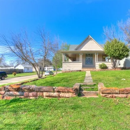 Buy this 3 bed house on 518 North Ash Street in Guthrie, OK 73044