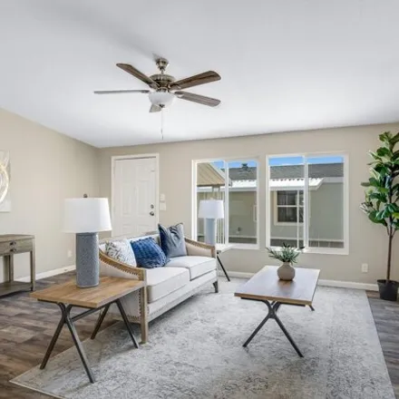 Image 1 - East Kenwood Circle, Mesa, AZ 85211, USA - Apartment for sale
