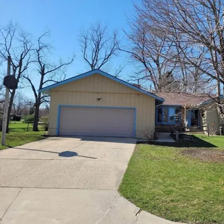 Buy this 4 bed house on 994 1st Street Northeast in Oelwein, IA 50662