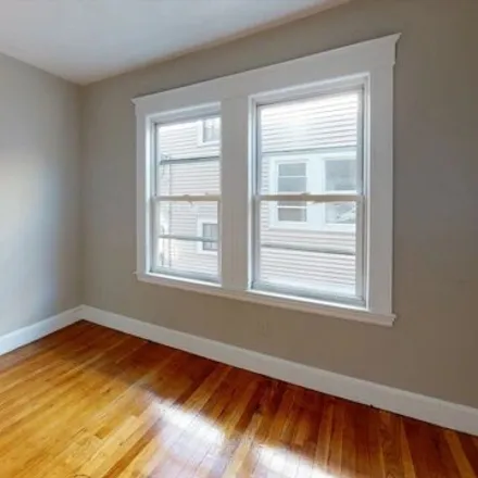 Image 3 - 5;7 Edgar Terrace, Somerville, MA 02145, USA - Apartment for rent