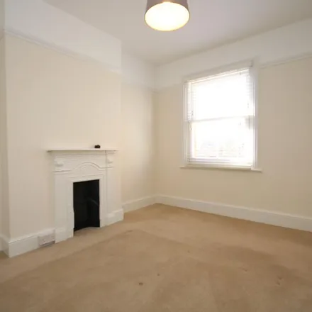 Image 6 - 5 Camden Road, Maidenhead, SL6 6HA, United Kingdom - Duplex for rent