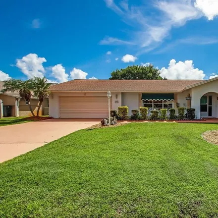 Buy this 3 bed house on 19 Clearview Court South in Palm Coast, FL 32137