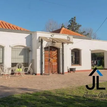 Buy this 3 bed house on España 356 in Marín, B2812 DII Capilla del Señor