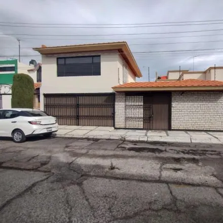 Buy this 4 bed house on Privada Valle Sombrío in Valle de San Javier 5° Sección, 42064 Pachuca