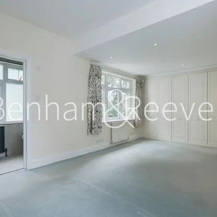 Image 9 - Hillway, London, N6 6HH, United Kingdom - Duplex for rent