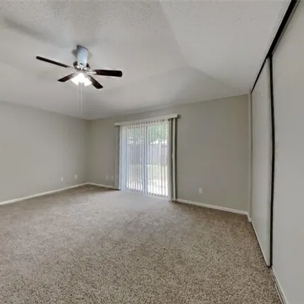 Image 7 - 9317 Silver Tip Drive, Harris County, TX 77379, USA - House for rent