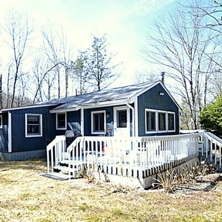 Buy this 2 bed house on 413 Sherwood Drive in Becket, Berkshire County