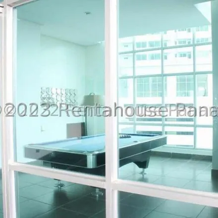 Rent this 4 bed apartment on Calle 66 Este in San Francisco, 0807