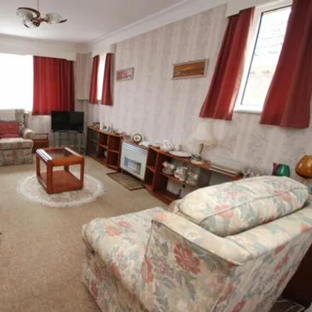 Image 5 - Ascot Road, Bournemouth, Christchurch and Poole, BH18 9EZ, United Kingdom - House for sale