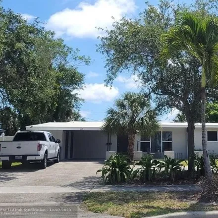 Rent this 3 bed house on 414 Prosperity Farms Road in North Palm Beach, FL 33408