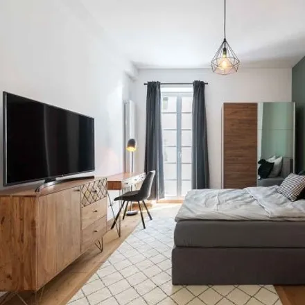 Rent this 3 bed room on Adlzreiterstraße 13 in 80337 Munich, Germany