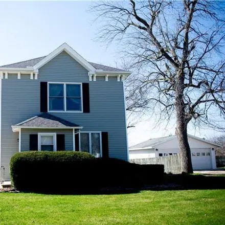 Buy this 5 bed house on 500 Southeast Mills Street in Greenfield, IA 50849