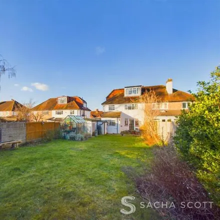 Image 3 - Roundwood Way, Banstead, SM7 1EG, United Kingdom - Duplex for sale