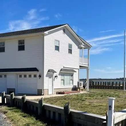 Image 2 - 6185 Fir Landing, Deep Hole, Chincoteague, VA 23336, USA - House for sale