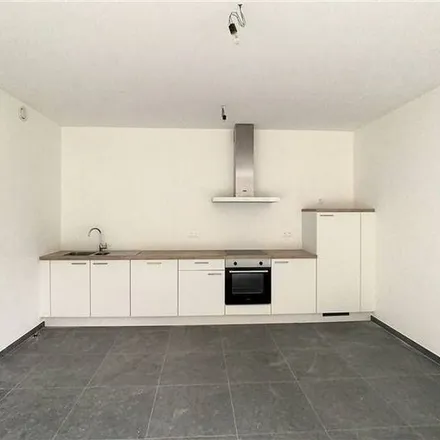 Image 2 - Rue Jules Borbouse 58, 5170 Profondeville, Belgium - Apartment for rent
