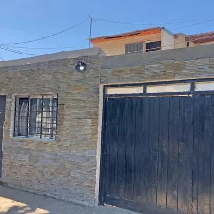 Buy this 2 bed house on De La Salle 5224 in Empalme Graneros, Rosario