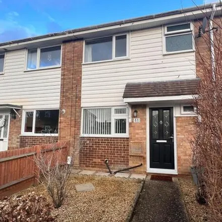 Buy this 3 bed townhouse on Hanbidge Crescent in Gosport, PO13 0YD