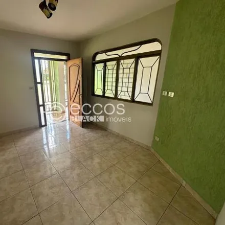 Rent this 4 bed house on Rua João Severiano Rodrigues da Cunha in Jardim Karaíba, Uberlândia - MG