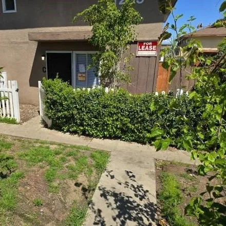 Image 9 - 10th Street, Corona, CA 92882, USA - Apartment for rent