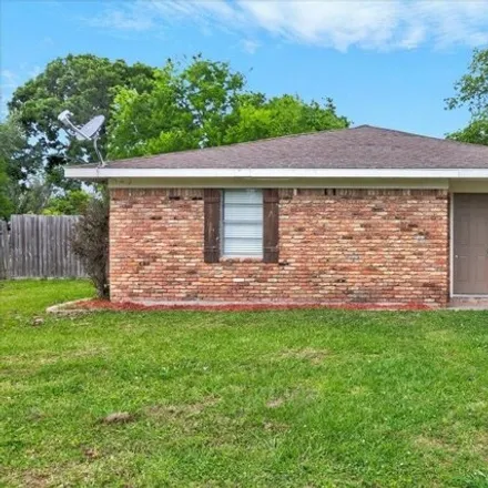 Buy this 3 bed house on 3513 8th Street in Beauxart Gardens, Jefferson County