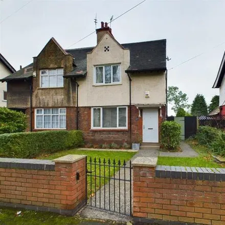 Buy this 3 bed duplex on Laburnum Avenue in Hull, HU8 8PE