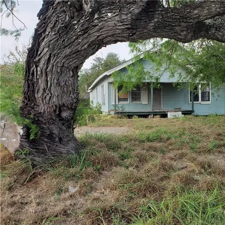 Buy this 3 bed house on 214 West Huisache Avenue in Kingsville, TX 78363