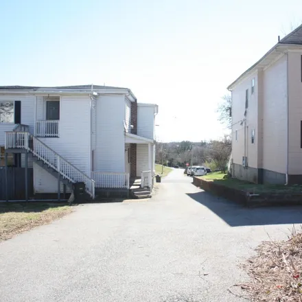 Image 7 - 403 Botetourt Street, Lynchburg, VA 24504, USA - Duplex for sale