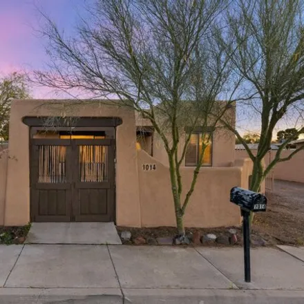 Buy this 3 bed house on 1108 East Irwin Place in Tucson, AZ 85719
