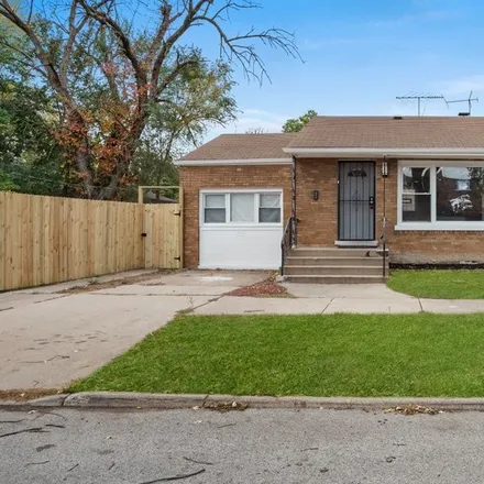 Buy this 3 bed house on 12258 South La Salle Street in Chicago, IL 60827