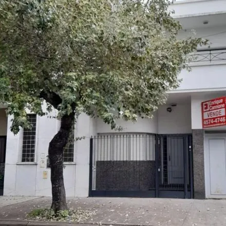 Buy this 3 bed house on Asunción 3374 in Villa Devoto, C1419 HYW Buenos Aires