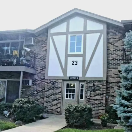Buy this 2 bed house on Lake Drive in DuPage County, IL 60527