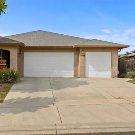 Buy this 3 bed house on 2986 Bancroft Drive in Chico, CA 95928