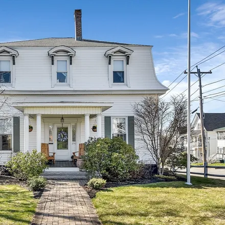 Buy this 4 bed house on 290 Chestnut St